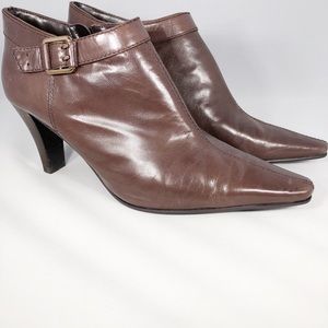 Bandolino Brown Booties Size 9.5m